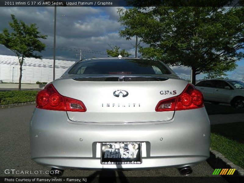 Liquid Platinum / Graphite 2011 Infiniti G 37 xS AWD Sedan