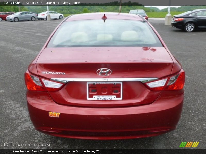 Sparkling Ruby / Camel 2013 Hyundai Sonata GLS