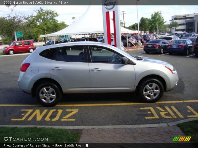 Silver Ice / Black 2009 Nissan Rogue S AWD