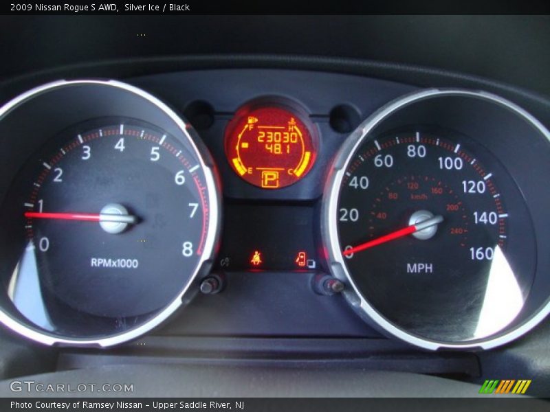 Silver Ice / Black 2009 Nissan Rogue S AWD