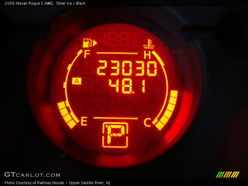 Silver Ice / Black 2009 Nissan Rogue S AWD