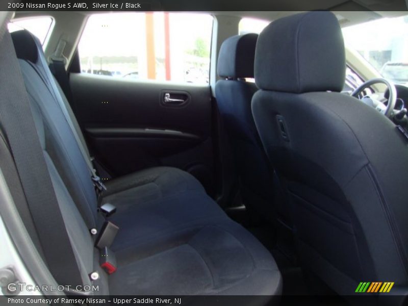 Silver Ice / Black 2009 Nissan Rogue S AWD