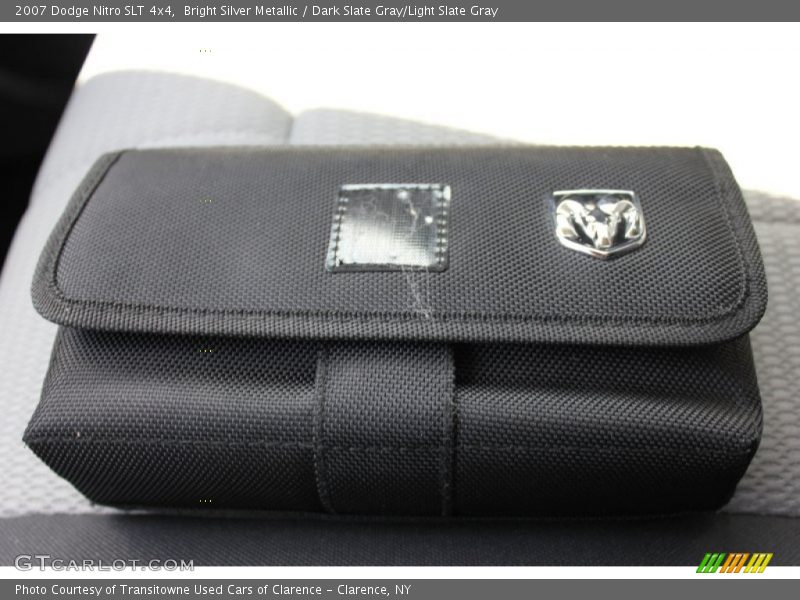 Bright Silver Metallic / Dark Slate Gray/Light Slate Gray 2007 Dodge Nitro SLT 4x4