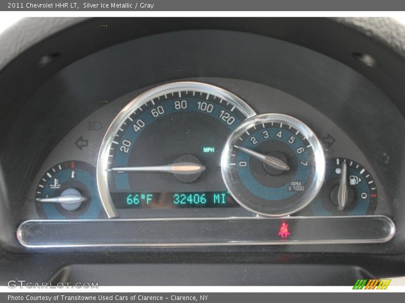 Silver Ice Metallic / Gray 2011 Chevrolet HHR LT