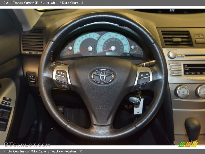 Super White / Dark Charcoal 2011 Toyota Camry SE