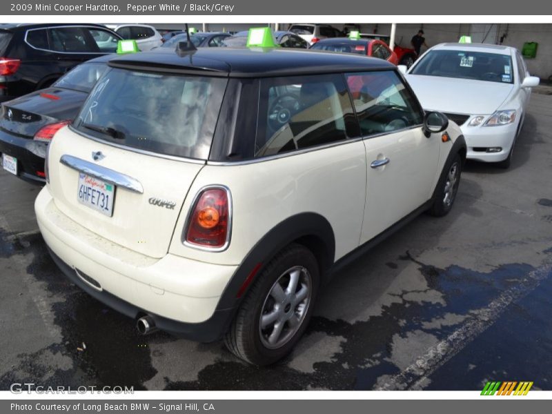 Pepper White / Black/Grey 2009 Mini Cooper Hardtop
