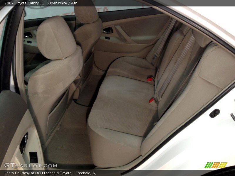 Super White / Ash 2007 Toyota Camry LE