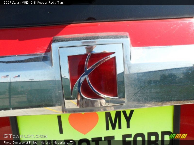 Chili Pepper Red / Tan 2007 Saturn VUE