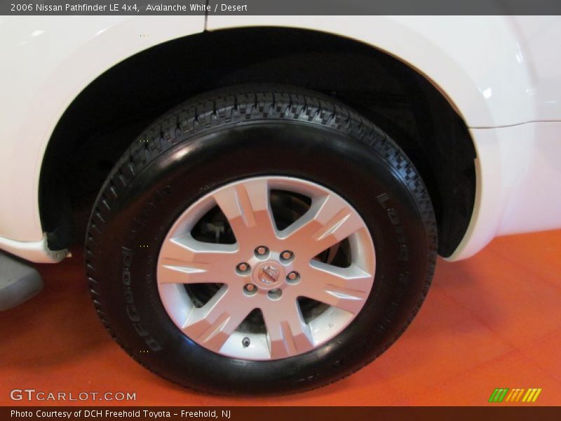 Avalanche White / Desert 2006 Nissan Pathfinder LE 4x4
