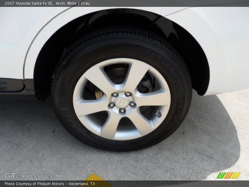 Arctic White / Gray 2007 Hyundai Santa Fe SE