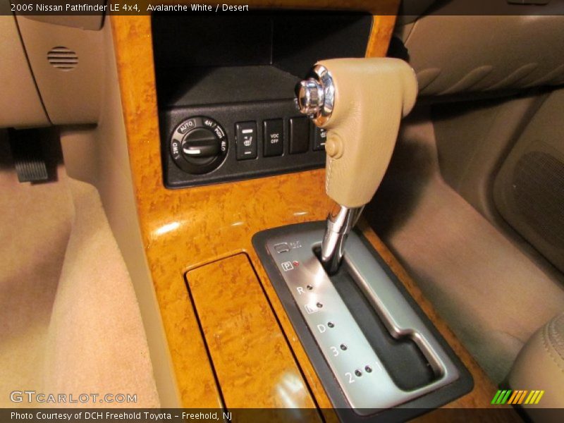 Avalanche White / Desert 2006 Nissan Pathfinder LE 4x4