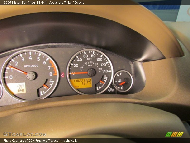 Avalanche White / Desert 2006 Nissan Pathfinder LE 4x4