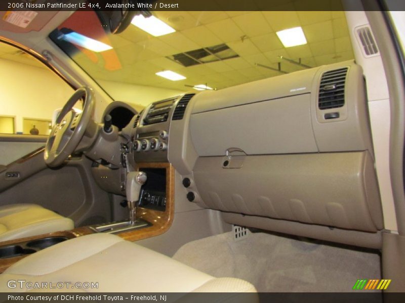 Avalanche White / Desert 2006 Nissan Pathfinder LE 4x4