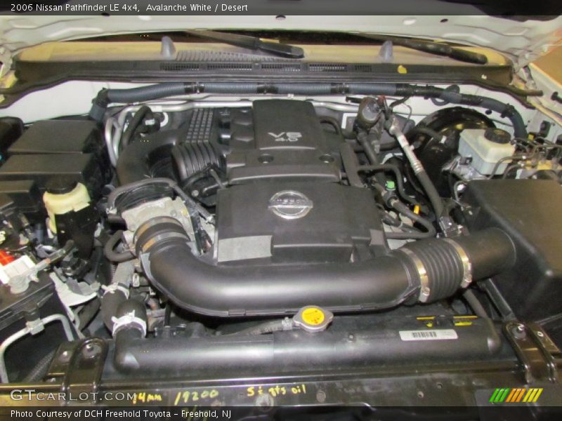 Avalanche White / Desert 2006 Nissan Pathfinder LE 4x4