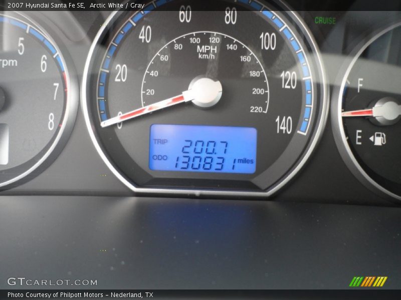 Arctic White / Gray 2007 Hyundai Santa Fe SE