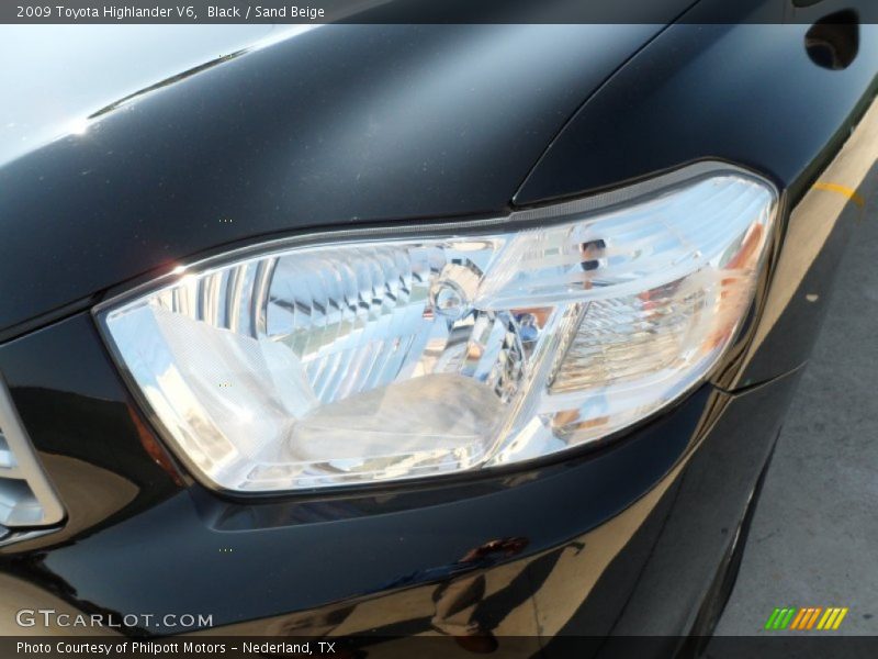 Black / Sand Beige 2009 Toyota Highlander V6