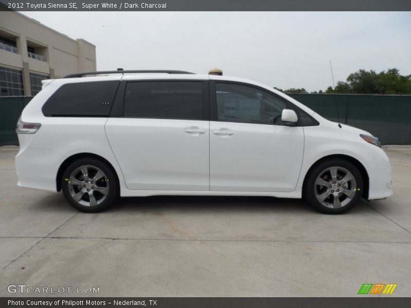 Super White / Dark Charcoal 2012 Toyota Sienna SE