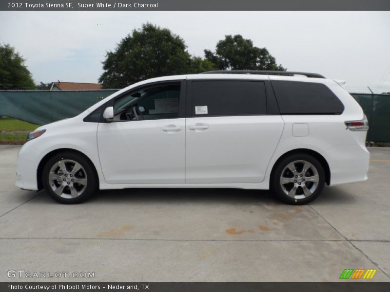 Super White / Dark Charcoal 2012 Toyota Sienna SE