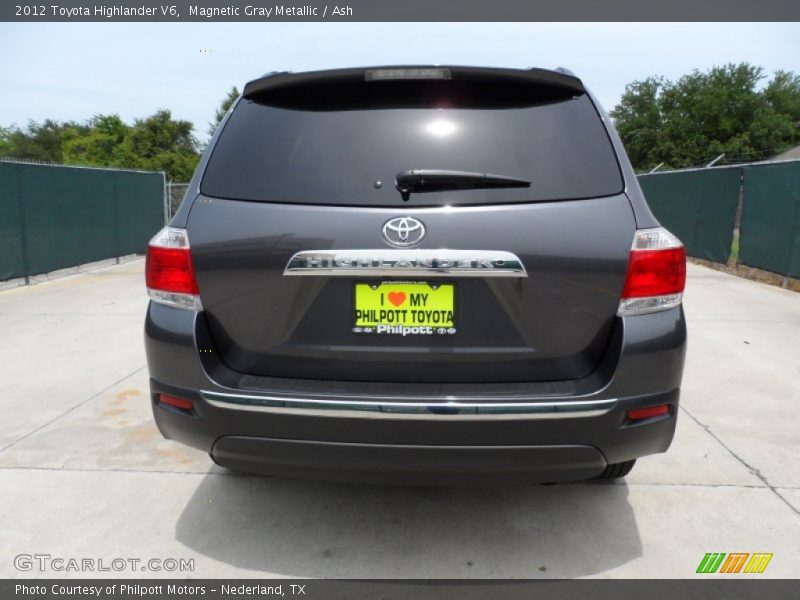 Magnetic Gray Metallic / Ash 2012 Toyota Highlander V6