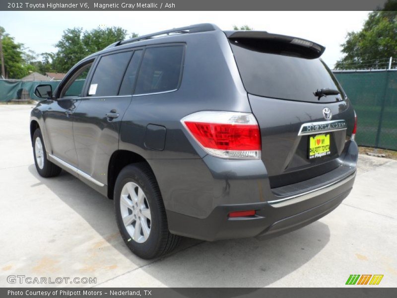 Magnetic Gray Metallic / Ash 2012 Toyota Highlander V6