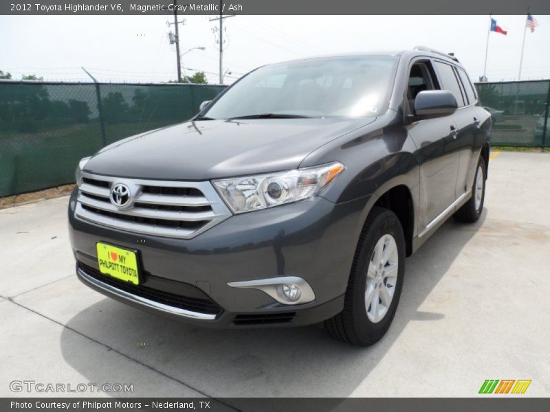 Magnetic Gray Metallic / Ash 2012 Toyota Highlander V6