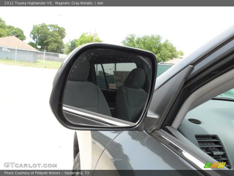 Magnetic Gray Metallic / Ash 2012 Toyota Highlander V6