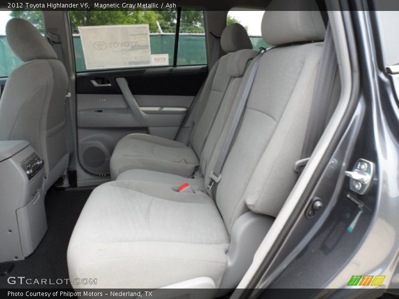 Magnetic Gray Metallic / Ash 2012 Toyota Highlander V6