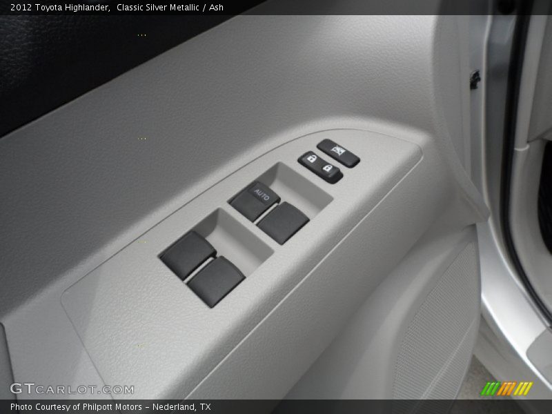 Classic Silver Metallic / Ash 2012 Toyota Highlander