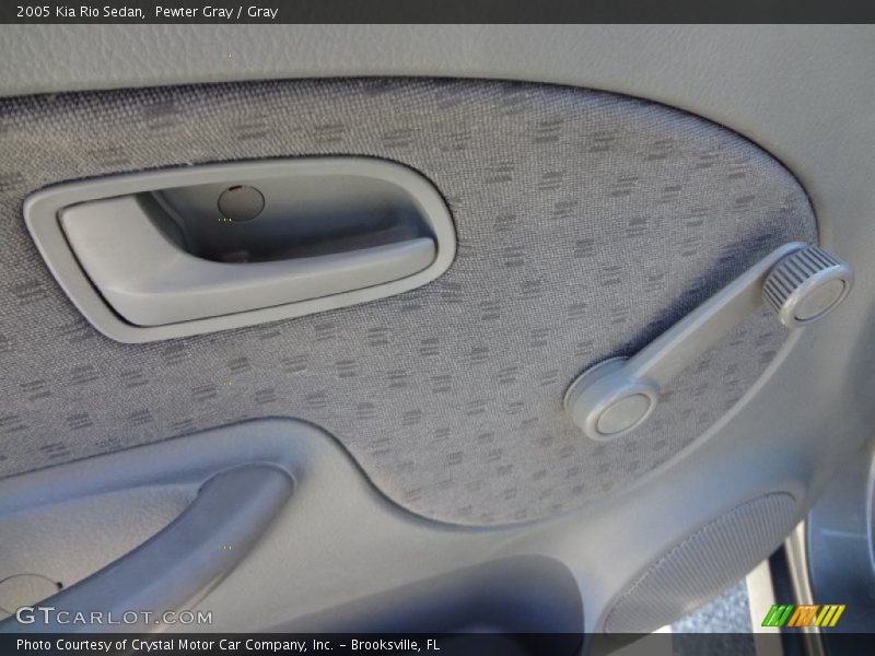 Pewter Gray / Gray 2005 Kia Rio Sedan
