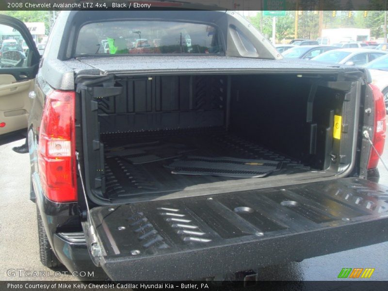 Black / Ebony 2008 Chevrolet Avalanche LTZ 4x4