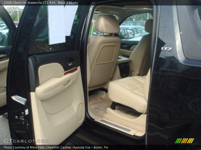 Black / Ebony 2008 Chevrolet Avalanche LTZ 4x4