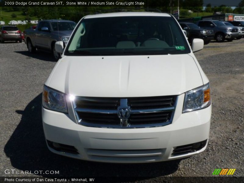 Stone White / Medium Slate Gray/Light Shale 2009 Dodge Grand Caravan SXT