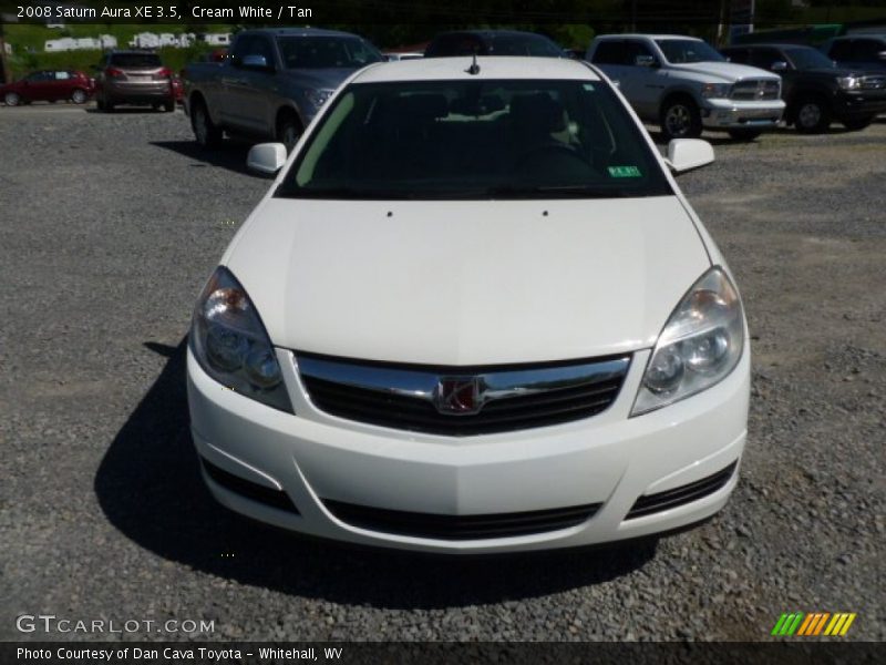 Cream White / Tan 2008 Saturn Aura XE 3.5