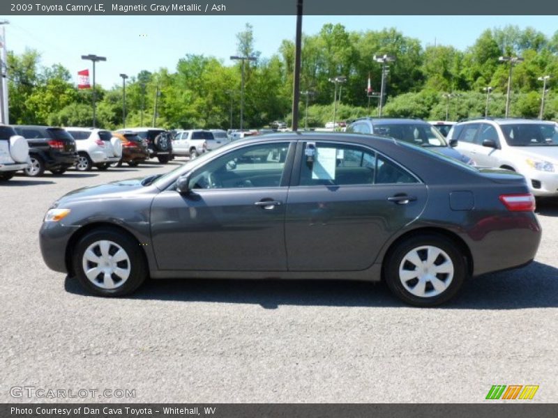 Magnetic Gray Metallic / Ash 2009 Toyota Camry LE