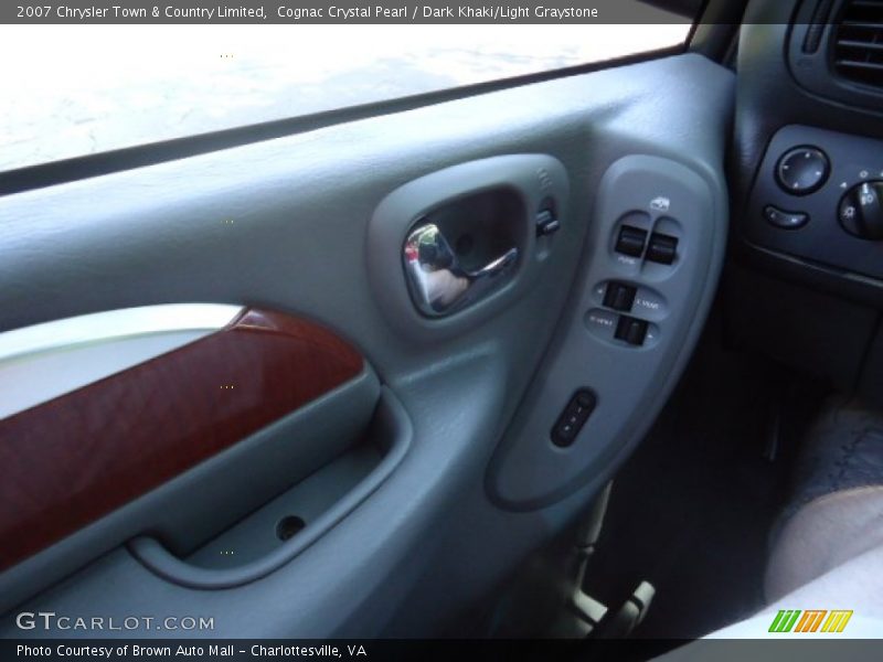 Cognac Crystal Pearl / Dark Khaki/Light Graystone 2007 Chrysler Town & Country Limited