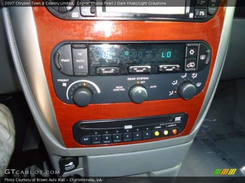 Cognac Crystal Pearl / Dark Khaki/Light Graystone 2007 Chrysler Town & Country Limited