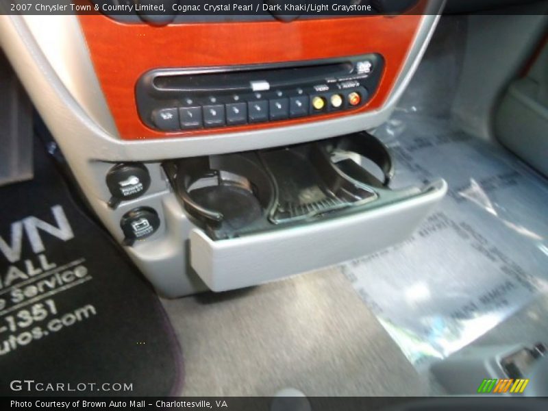 Cognac Crystal Pearl / Dark Khaki/Light Graystone 2007 Chrysler Town & Country Limited