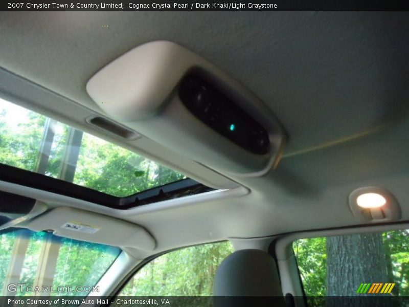 Cognac Crystal Pearl / Dark Khaki/Light Graystone 2007 Chrysler Town & Country Limited