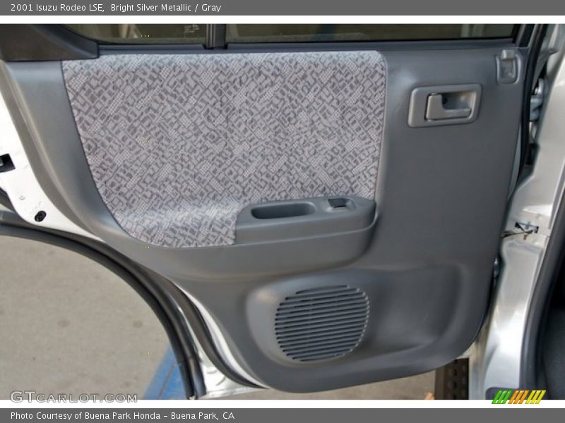 Bright Silver Metallic / Gray 2001 Isuzu Rodeo LSE
