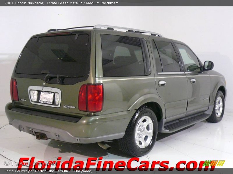 Estate Green Metallic / Medium Parchment 2001 Lincoln Navigator