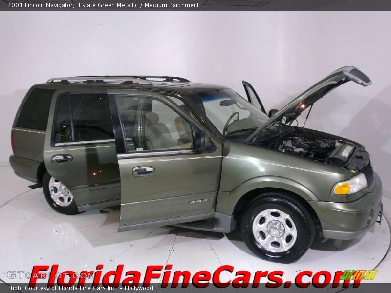 Estate Green Metallic / Medium Parchment 2001 Lincoln Navigator