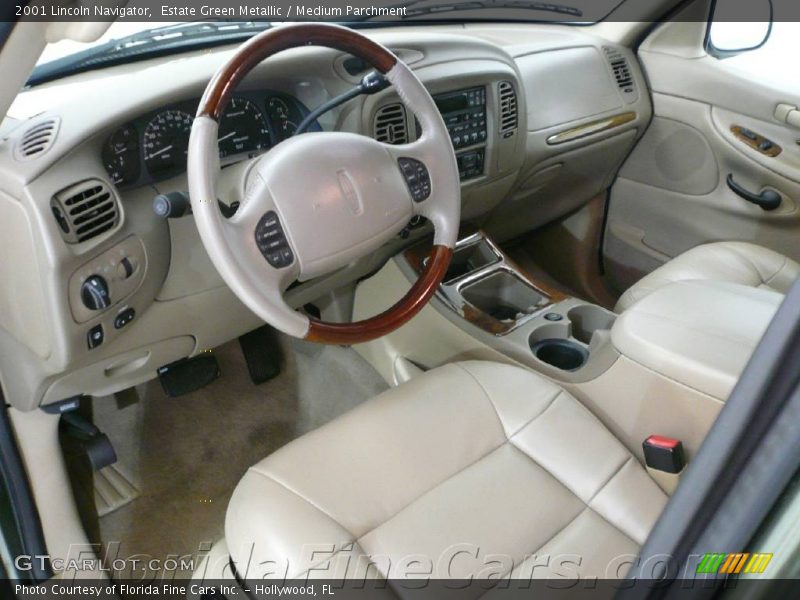 Estate Green Metallic / Medium Parchment 2001 Lincoln Navigator