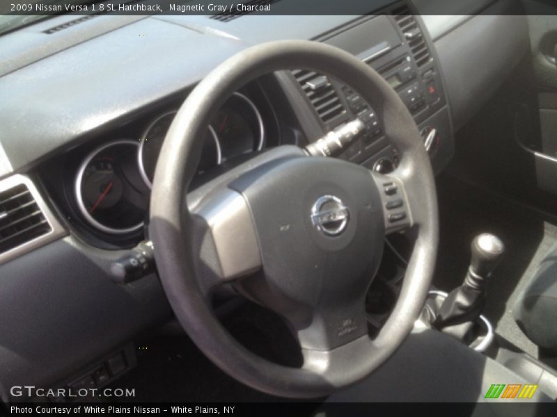 Magnetic Gray / Charcoal 2009 Nissan Versa 1.8 SL Hatchback