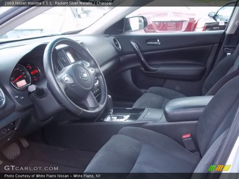 Radiant Silver Metallic / Charcoal 2009 Nissan Maxima 3.5 S