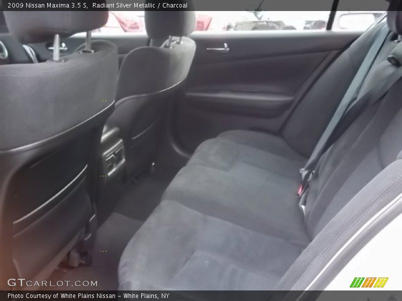 Radiant Silver Metallic / Charcoal 2009 Nissan Maxima 3.5 S