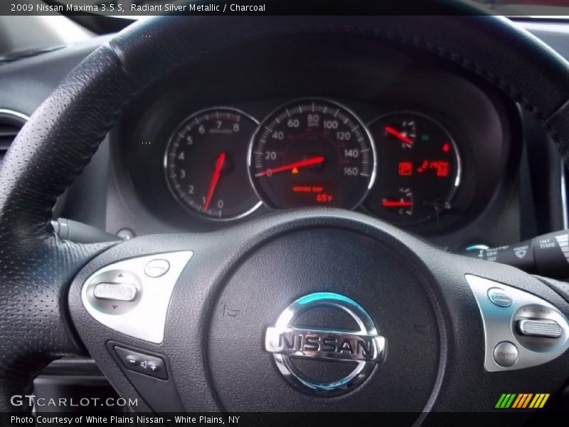 Radiant Silver Metallic / Charcoal 2009 Nissan Maxima 3.5 S