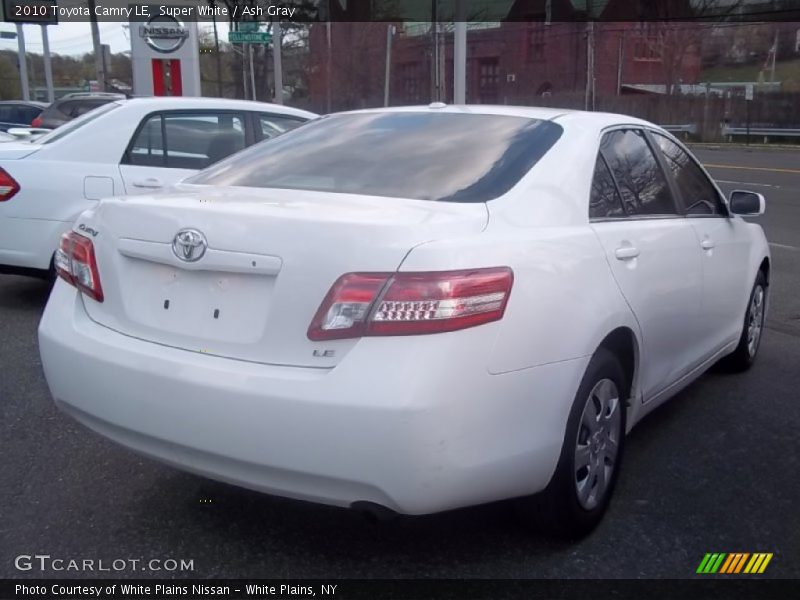 Super White / Ash Gray 2010 Toyota Camry LE