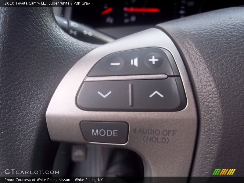 Super White / Ash Gray 2010 Toyota Camry LE