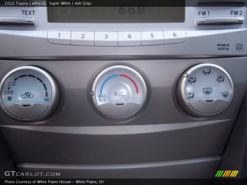 Super White / Ash Gray 2010 Toyota Camry LE