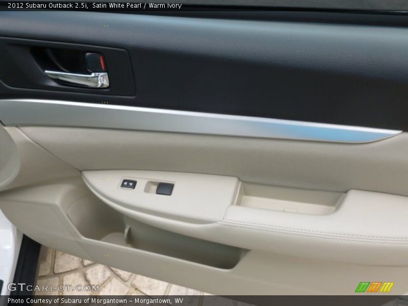 Satin White Pearl / Warm Ivory 2012 Subaru Outback 2.5i